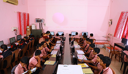 Carmel Academy School Computer Lab